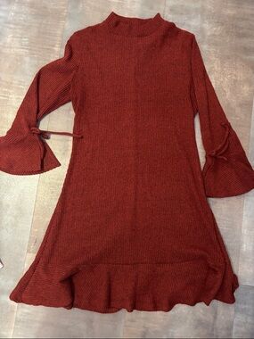 LC Lauren Conrad Brick Red Ribbed Mock Neck Ruffle-Hem Tunic